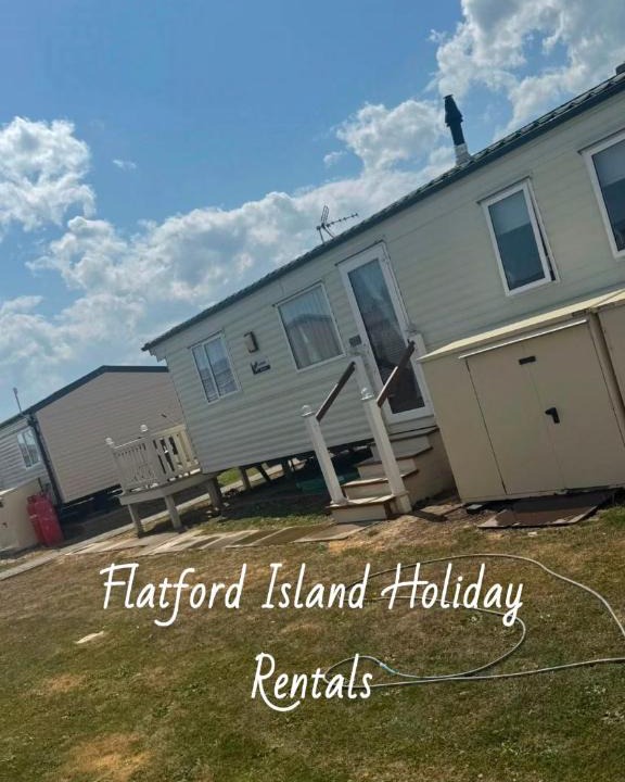 Clacton-on-Sea Resort | Flatford Island Holiday Home