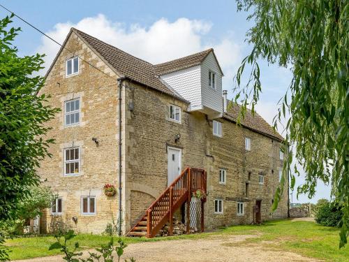 Thurlby House | Fletland Mill