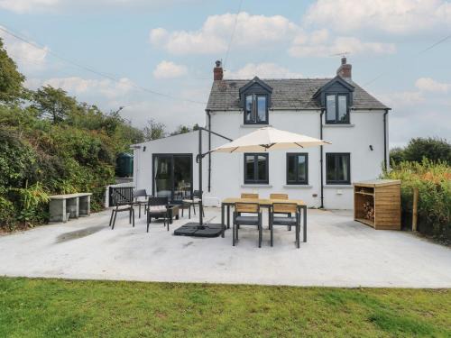 Amroth House | Folly Cottage