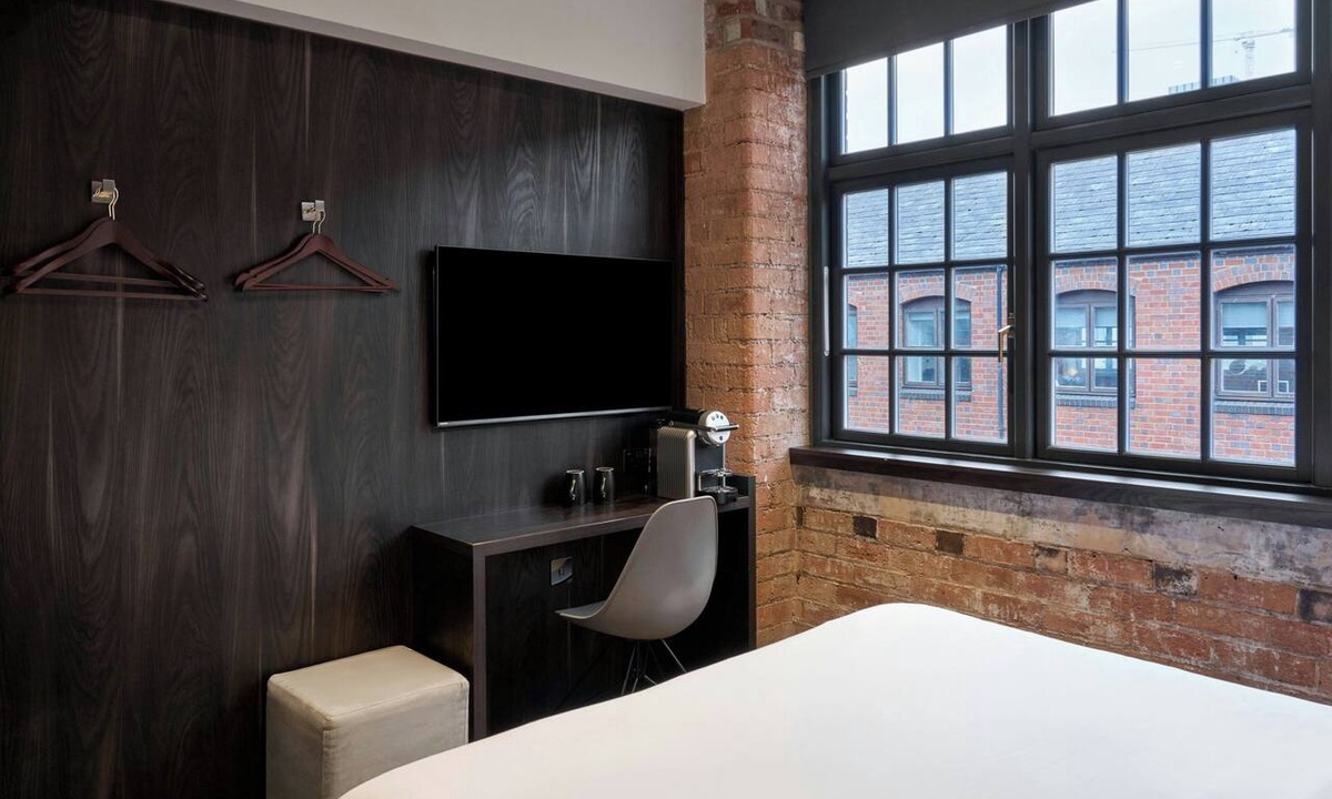 Birmingham City Centre Hotel | Four Points Flex by Sheraton Birmingham Jewellery Quarter