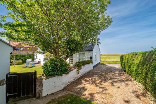 Salthouse House | Fridays Barn 2