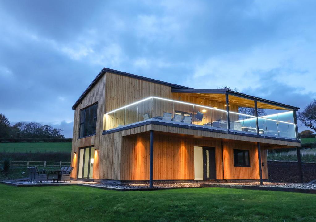 Ruthin House | Fron Haul - Gwennol