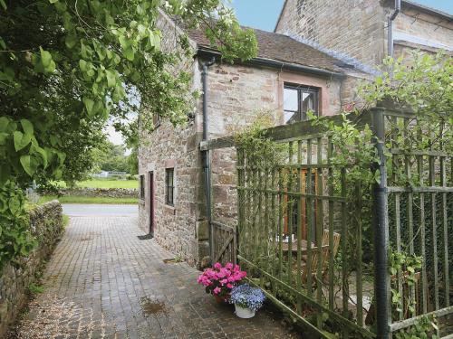 Leek House | Gable Cottage - E3386