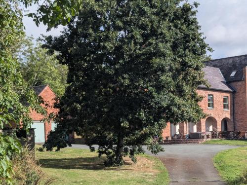 Guilsfield House | Gaer Hall