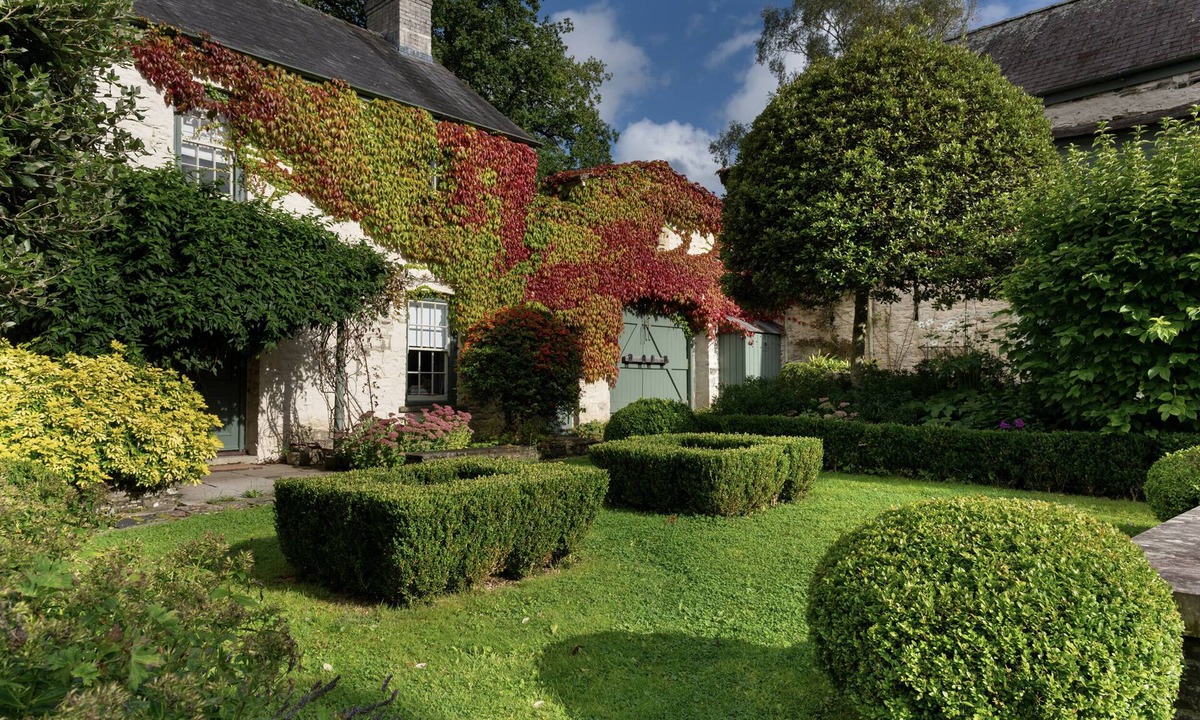 Llandovery Cottage | Gatekeepers Cottage