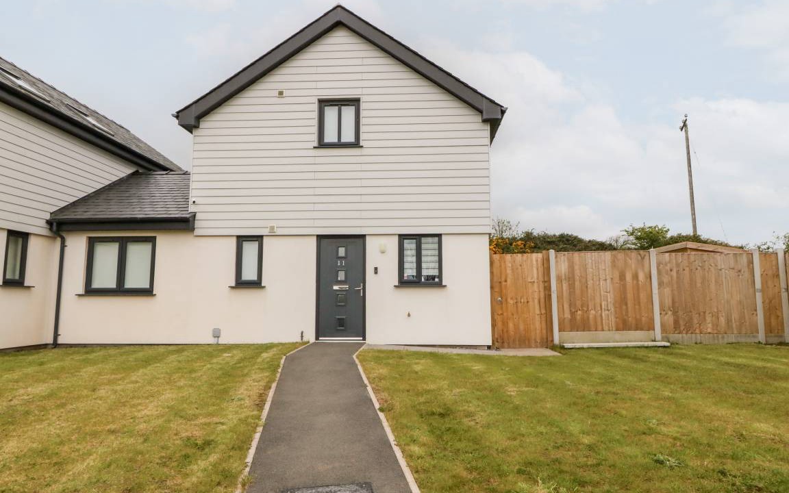 Brynteg Cottage | Cabin ∙ 3 bedrooms ∙ 6 guests