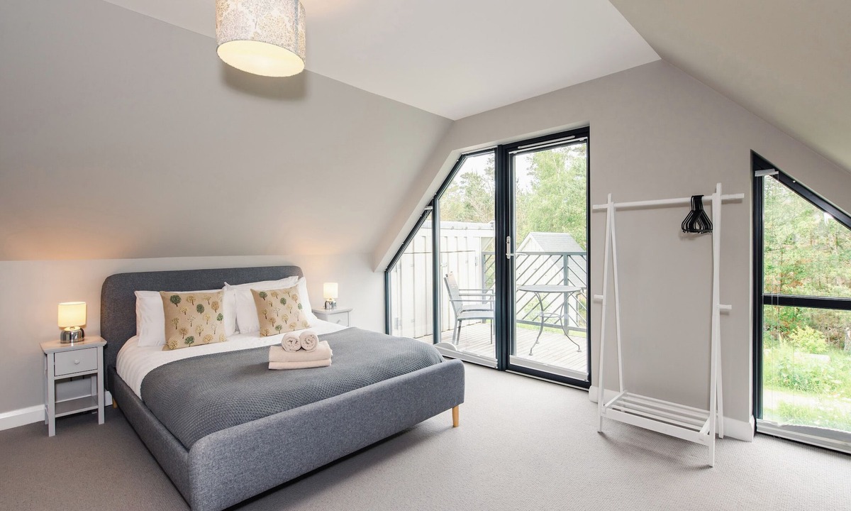 Alvie Cottage | Golden Eagle Lodge