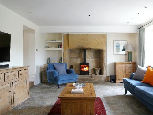 Ilminster House | Grapevine Cottage