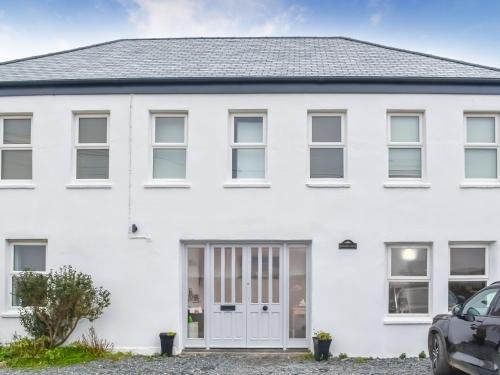 Treburrick House | Greenacres