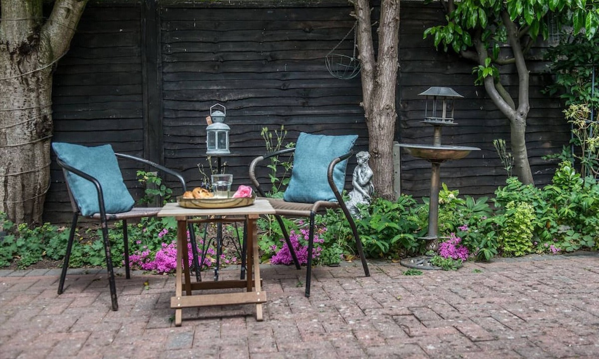 Tatenhill House | Greswold House · Comfy 3-Bed House near city centre, sleeps 6