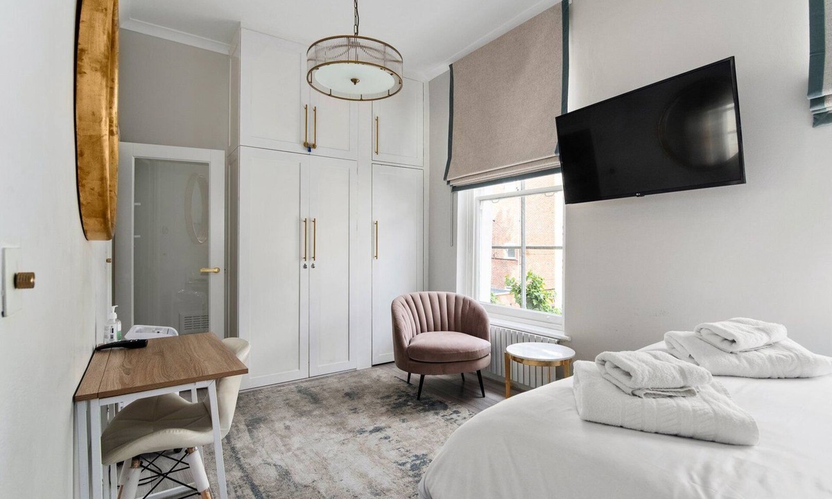 Addison Apartment | GuestReady - Modern Studio | Kensington Gem