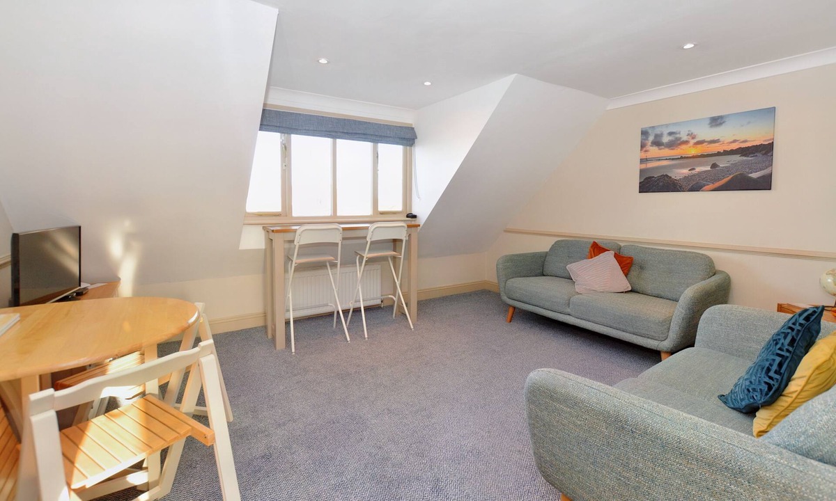 Sheringham Apartment | Gull View - a second floor apartment that sleeps 4 guests in 2 bedrooms