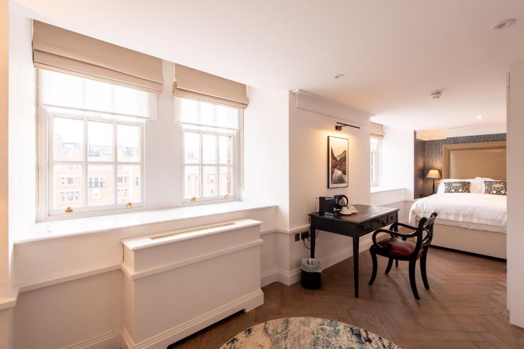 Marylebone Hotel | Gunmakers