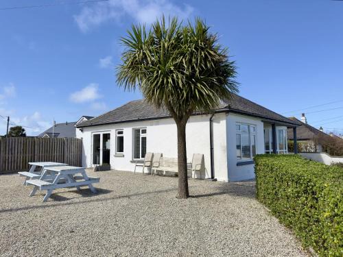 Trevone House | Hardown