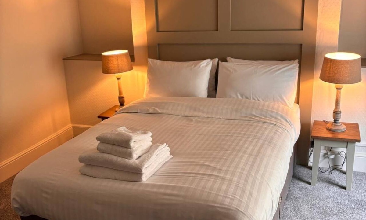 Aberystwyth Hotel | Harleys Aberystwyth