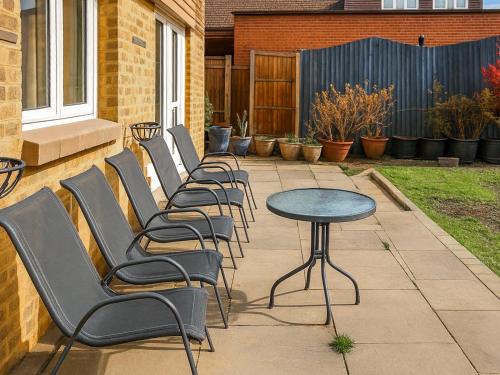 Sittingbourne House | Harrier House