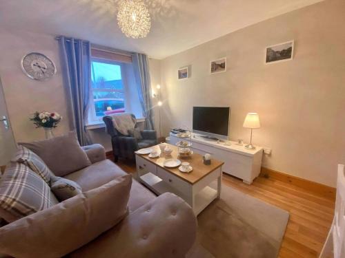Lauder House | Heather Cottage