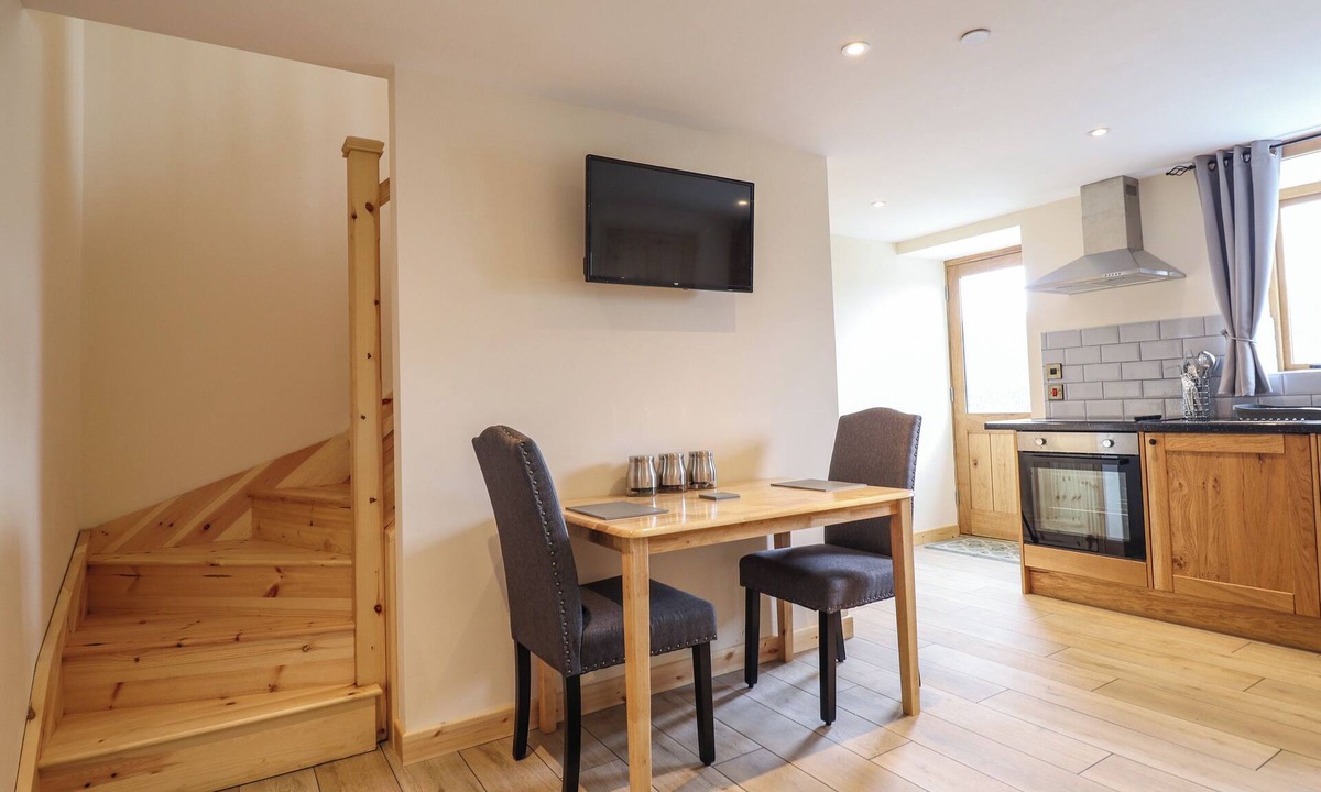 Llanwddyn Cottage | Hen Blaid