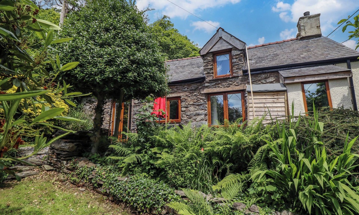Fairbourne Cottage | Hen Bopty
