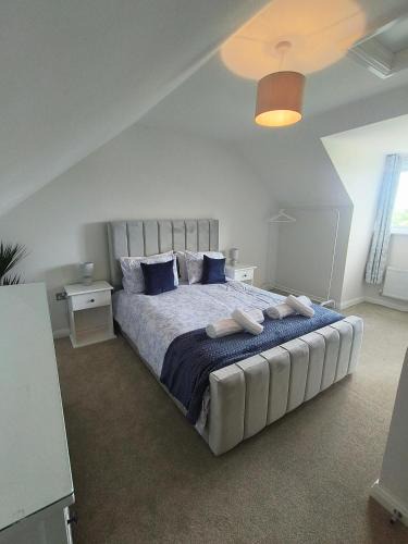 Barnstaple House | Highgow House