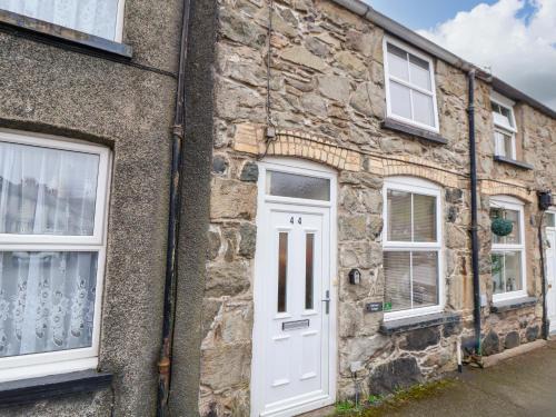 Bala House | Hill View