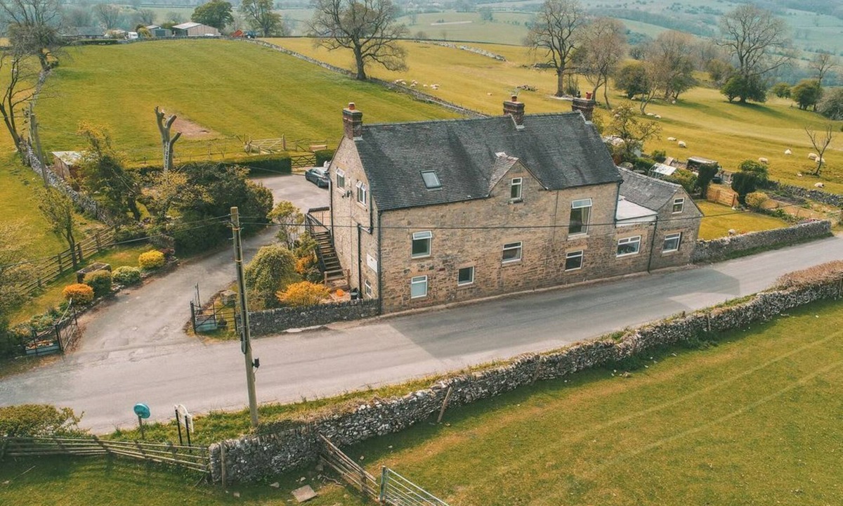 Newton Grange House | Hillcrest House, Ashbourne
