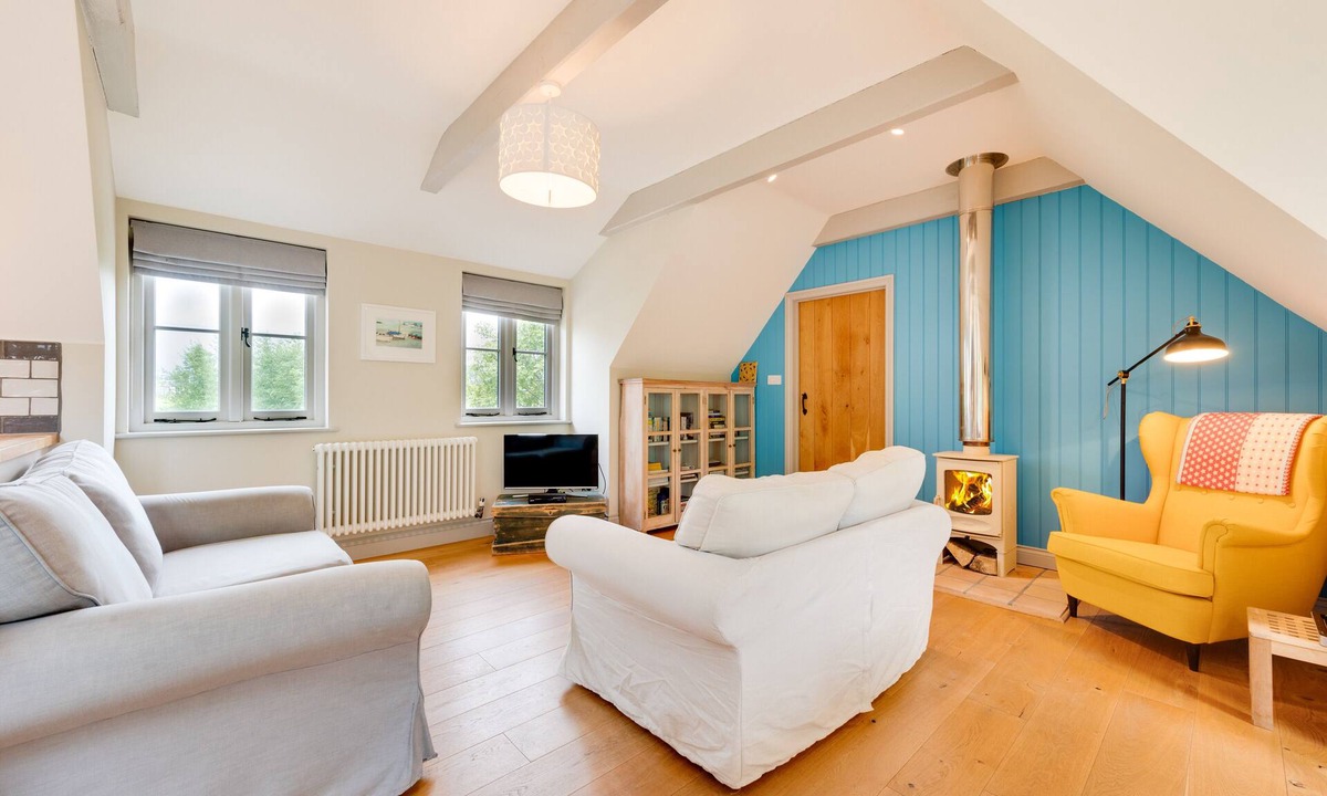 Bury St Edmunds House | Hockerhill Barn - Two Bedroom House, Sleeps 4