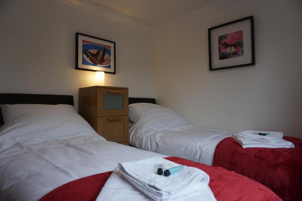 Little Stoke Apartment | Holt Apartment