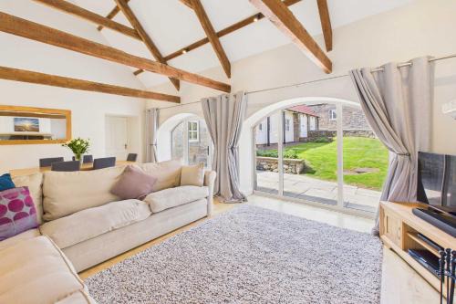 Belford House | Host & Stay - Blue Barn