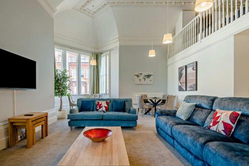 Malvern Apartment | Host & Stay Flat 1 Club Chambers