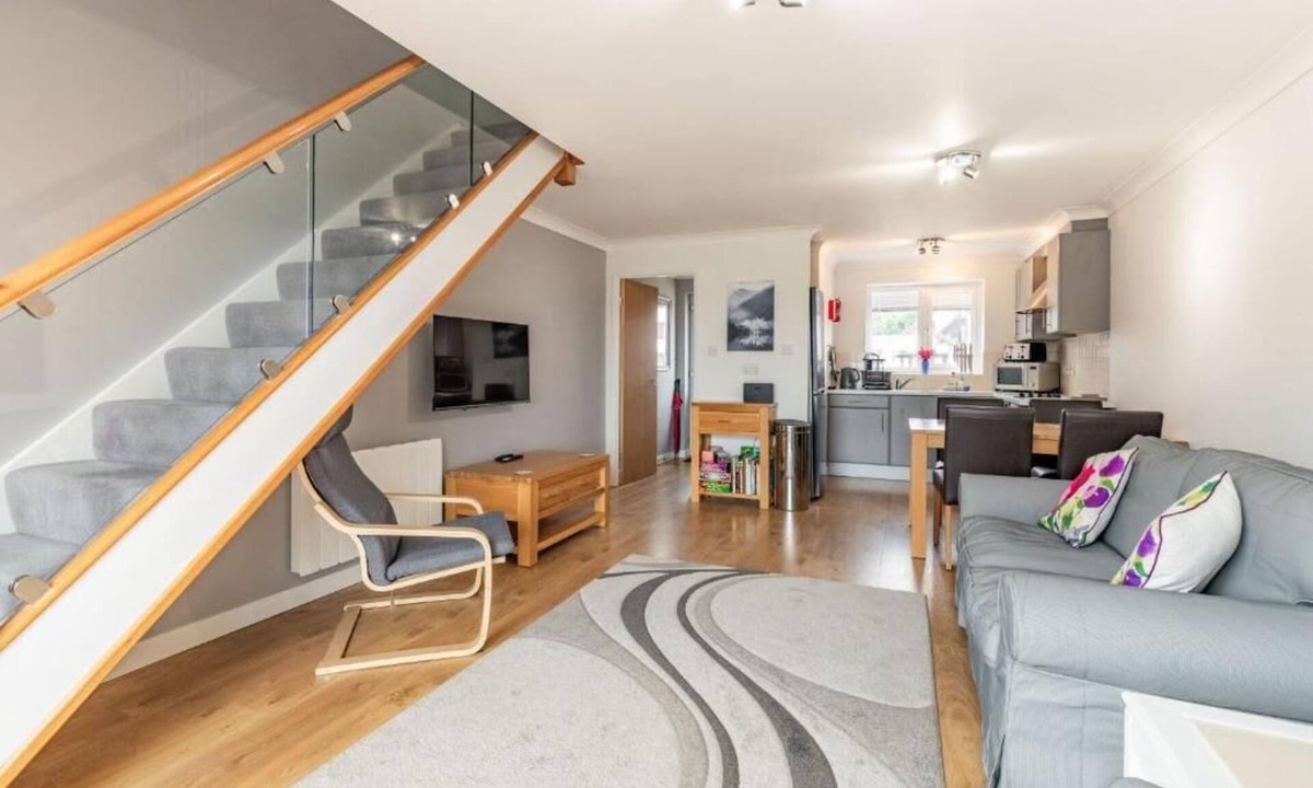 Horning House | Host & Stay | Kingsmere