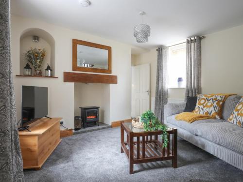 Llandudno Junction House | Islwyn