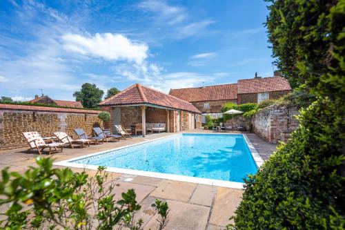 Grimston House | Ivy Farm