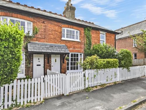 New Forest District House | Jasmine Cottage