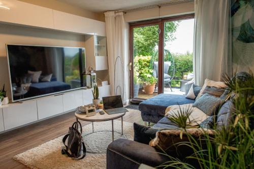 Fence House | Kelswick Lodge