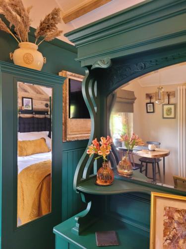 Welshpool House | Kettle Tree Cabin
