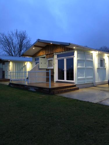 Westhampnett Apartment | Lake View Lodge