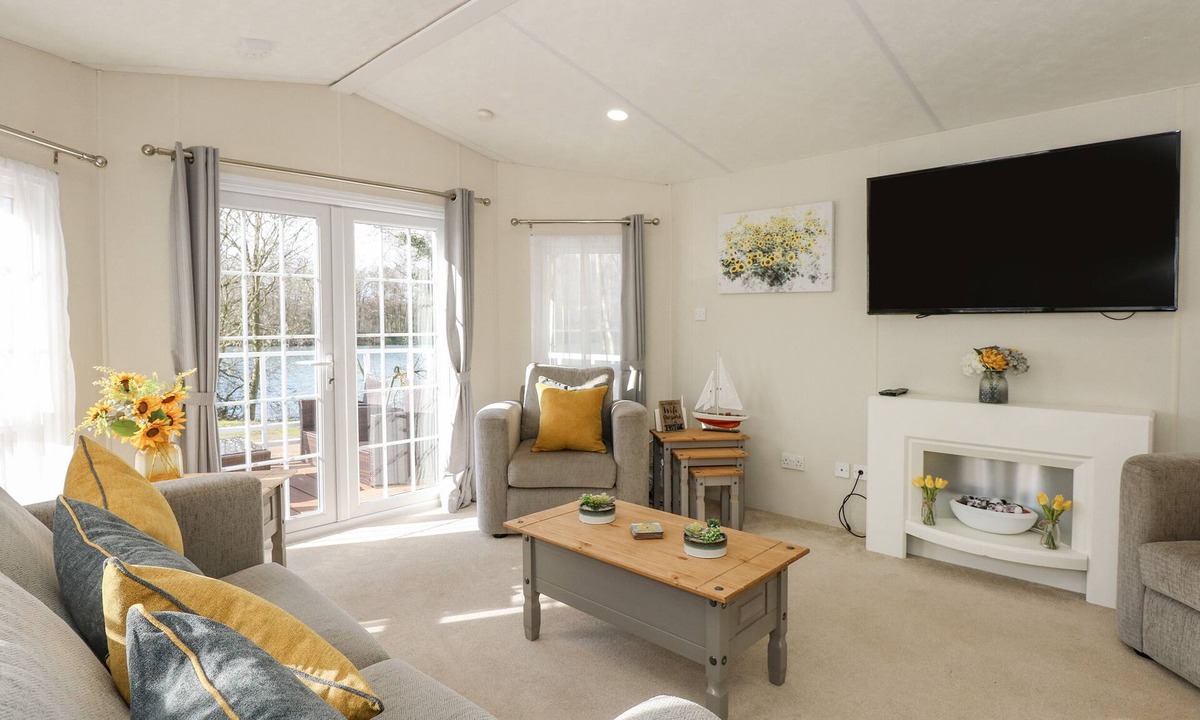 King's Lynn Cottage | Lakeside View