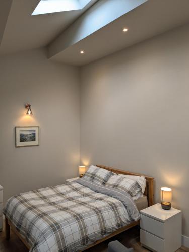 Eyam House | Light, modern detached studio in Eyam