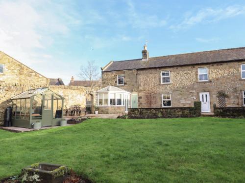 Bellingham House | Linn Cottage