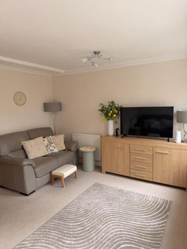 Reydon House | Little Lemon