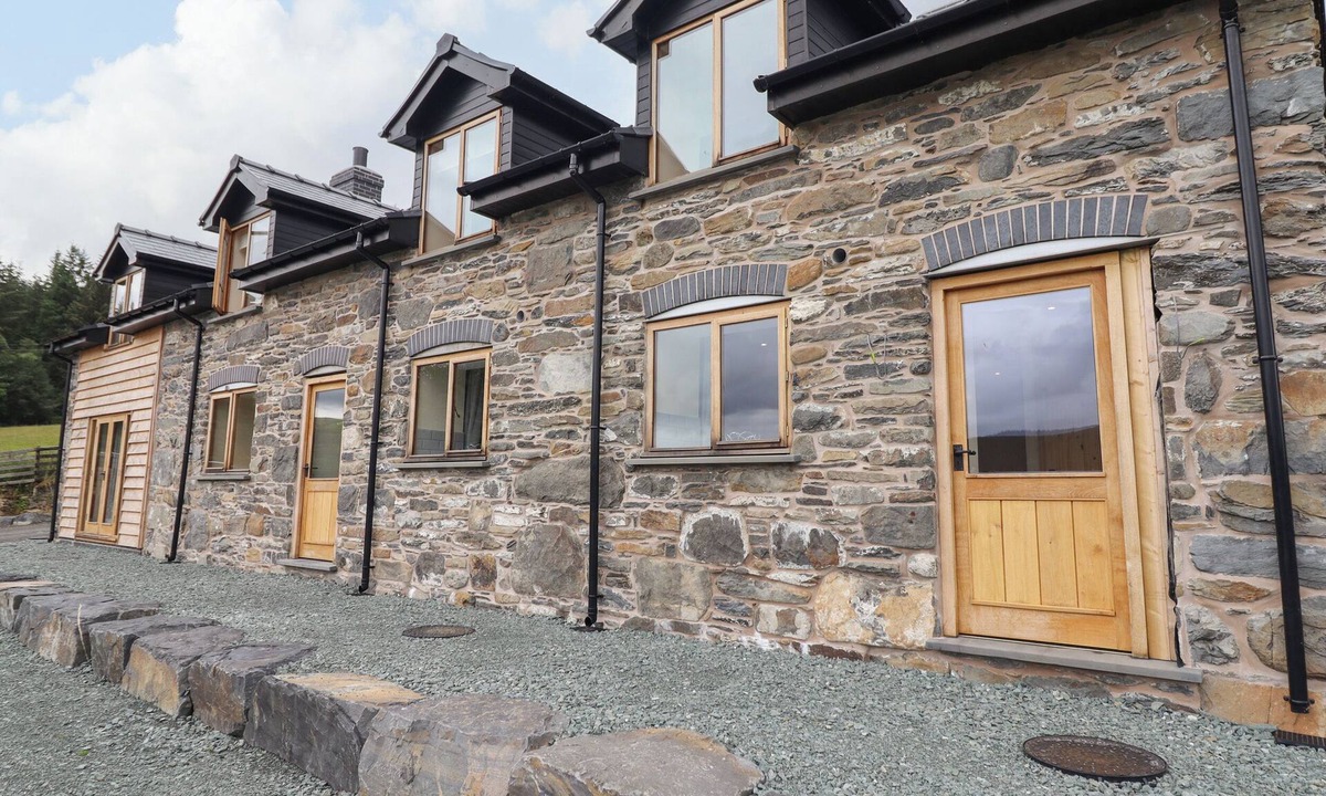 Llanwddyn Cottage | Llety Dewi