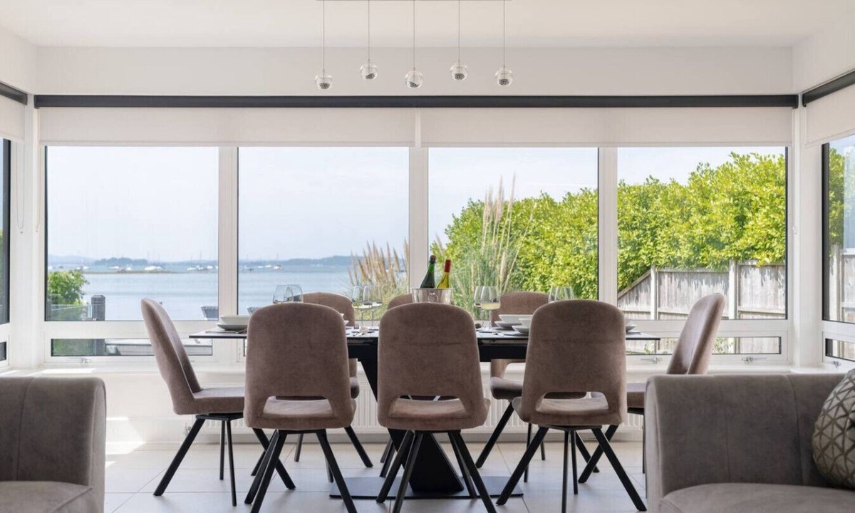 Canford Cliffs House | Luxury Waterfront Home Near Sandbanks