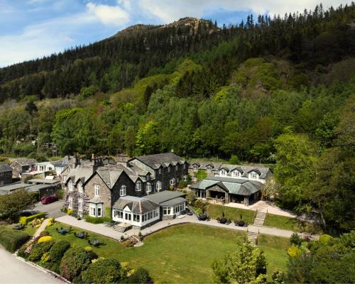 Keswick Hotel | Lyzzick