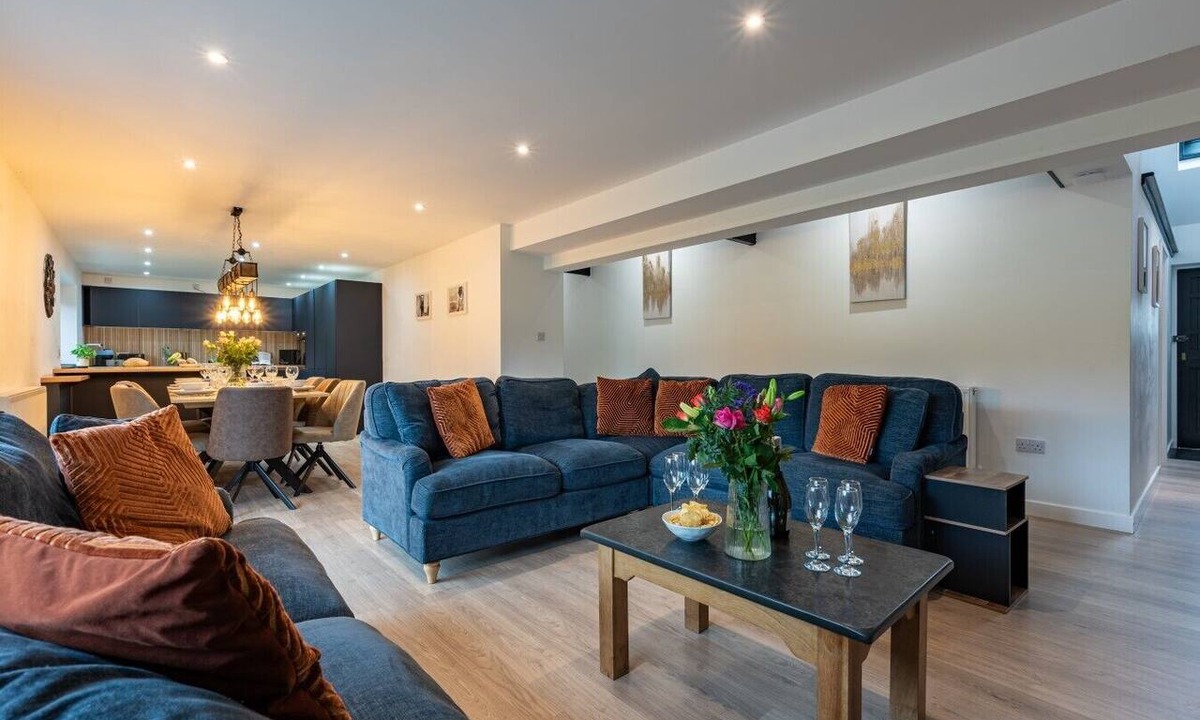 Wainhouse Corner Cottage | Manor a spacious modern cottage for families or groups