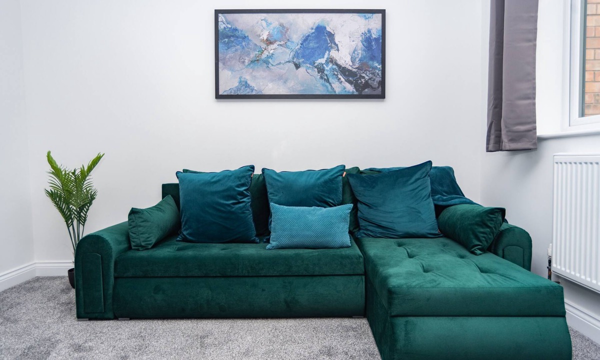 Coalbrookdale House | Maple - Telford - With Parking