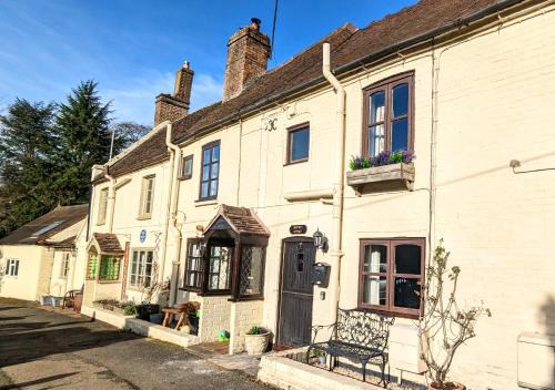 Ironbridge House | Martha's Cottage