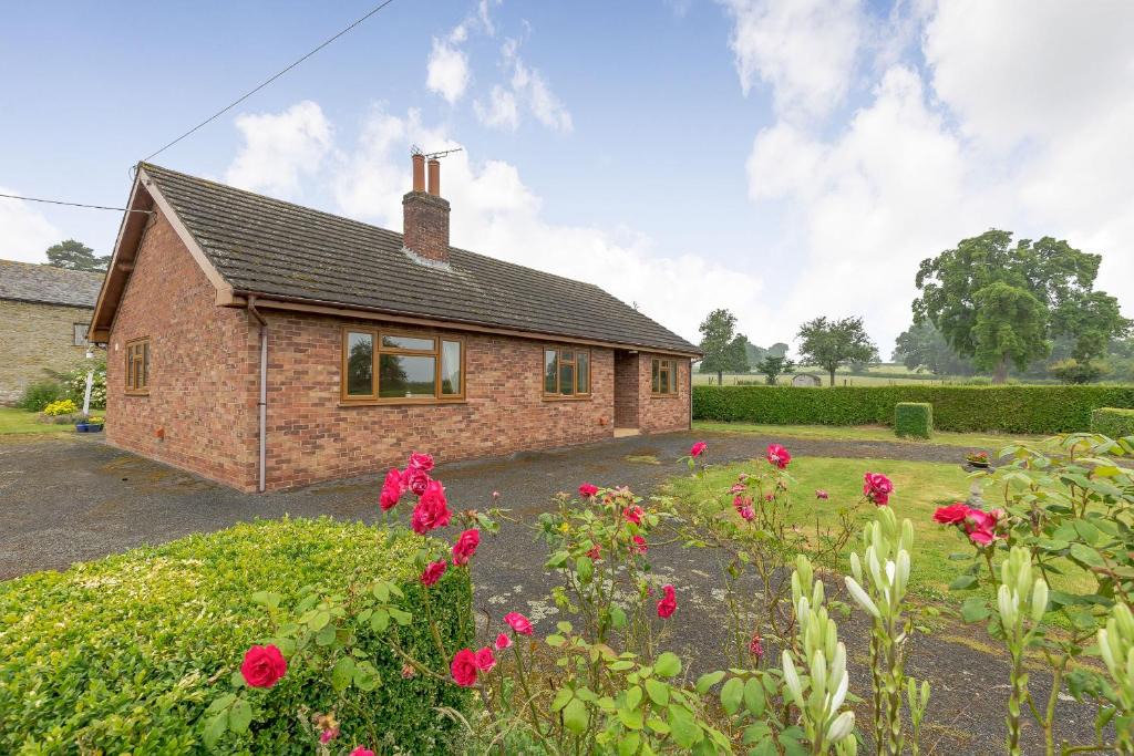 Leominster House | Meadow Lea
