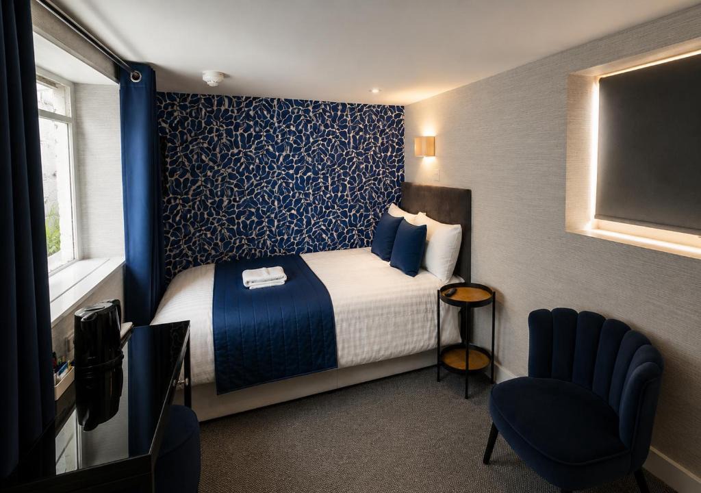 St. Pancras Hotel | Mentone Hotel