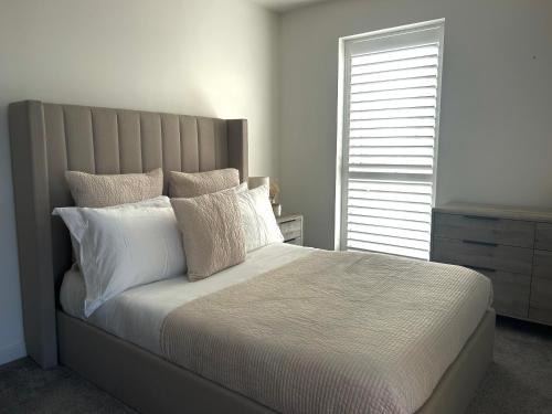 Littlehampton House | Mil